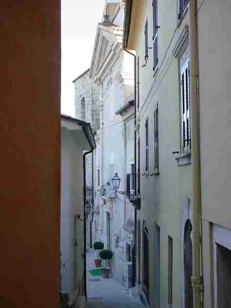 La façade de l'Eglise de S. Lorenzo Martire