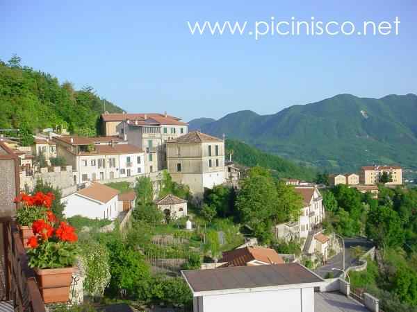 En haut à gauche, Via S. Croce. En bas à droite, Via San Martino.